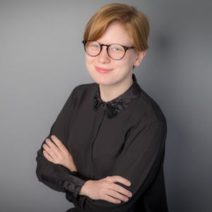 Meet your Posher, Jillian a